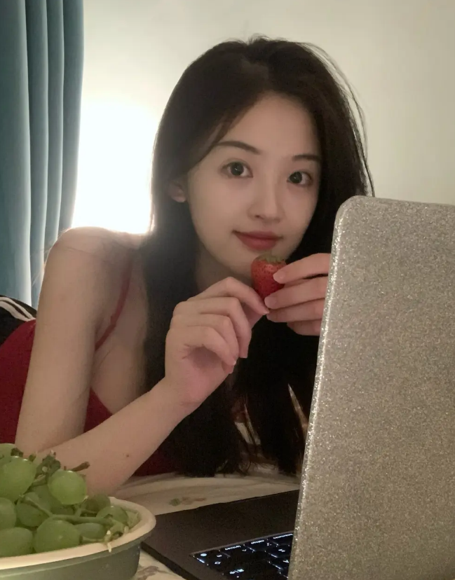 黑料社app：1912年科布多城失守，杨增新为何执意出兵阿勒泰？